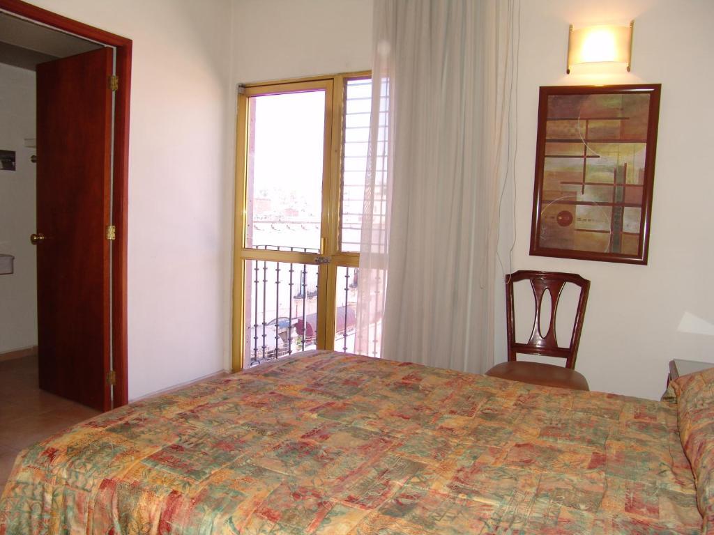 Hotel Posada Arcos Сан Хуан де лос Лагос Стая снимка