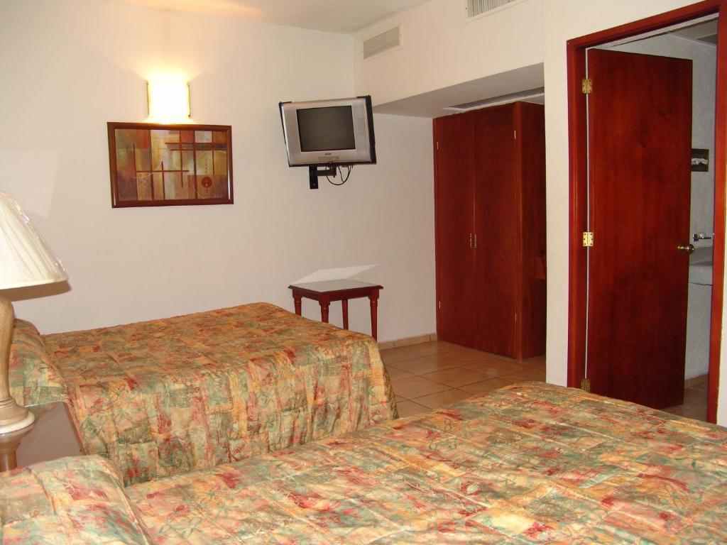 Hotel Posada Arcos Сан Хуан де лос Лагос Стая снимка