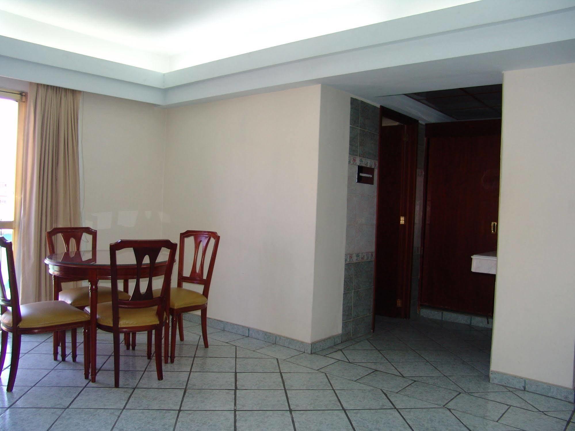 Hotel Posada Arcos Сан Хуан де лос Лагос Екстериор снимка