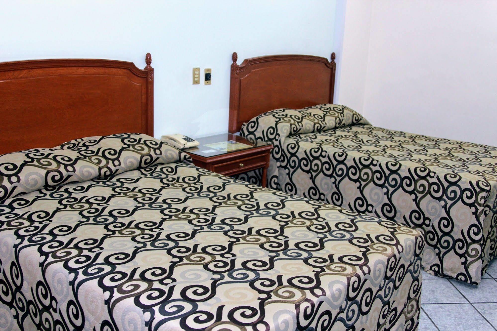Hotel Posada Arcos Сан Хуан де лос Лагос Екстериор снимка